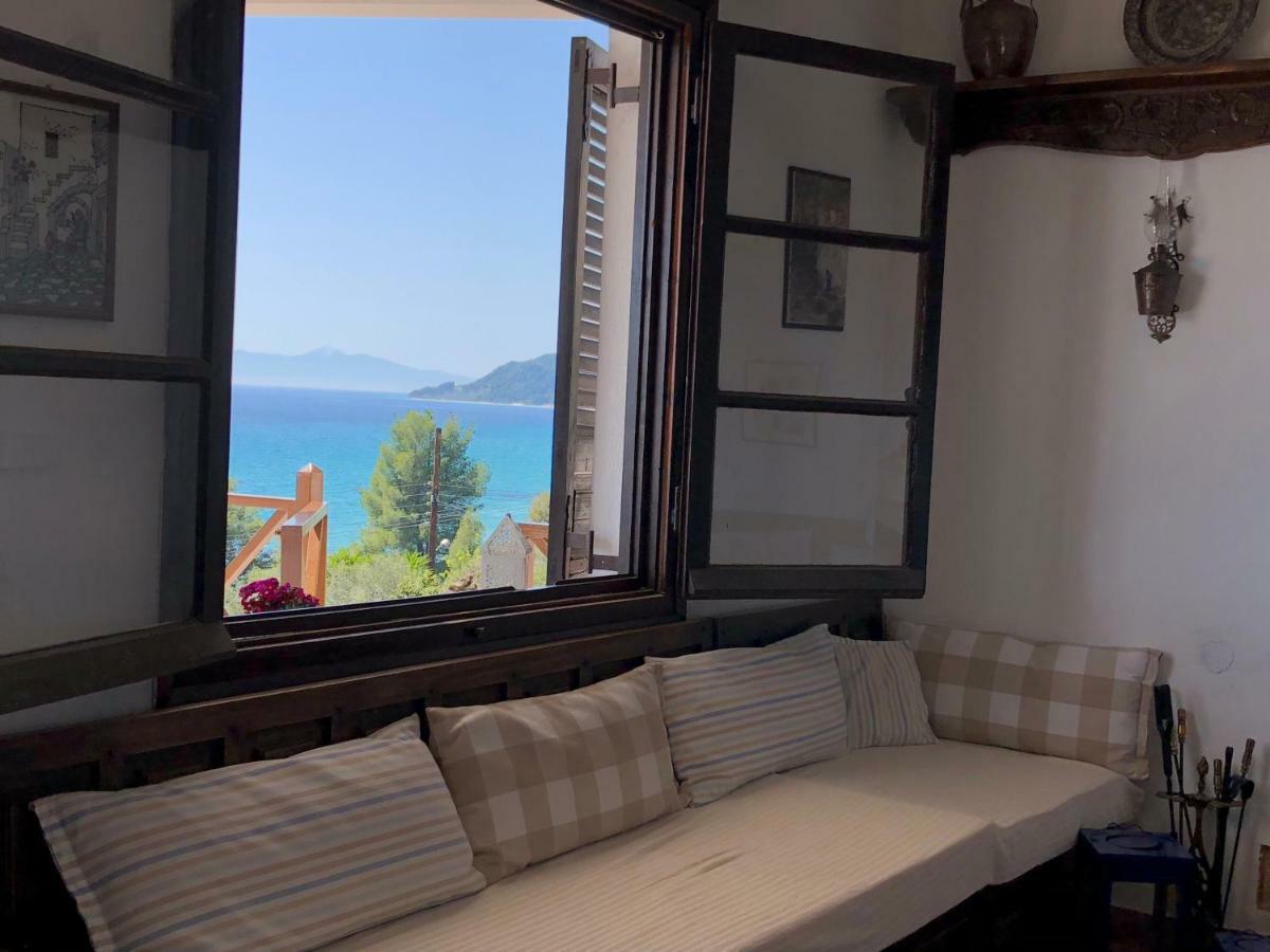Vila Unique Sea View House Kalandra Exteriér fotografie